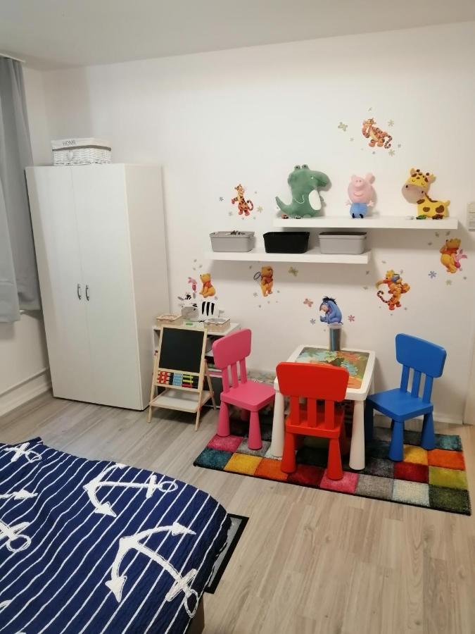Familien Fewo Wohnung 1 Mit Kinder Spielecke Erdgeschoss An Der Muhle Am Wochenmarkt Bremerhaven Dış mekan fotoğraf